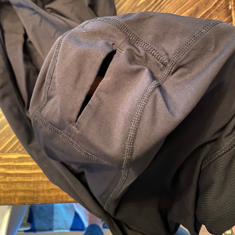 Lululemon Running Set - image 8